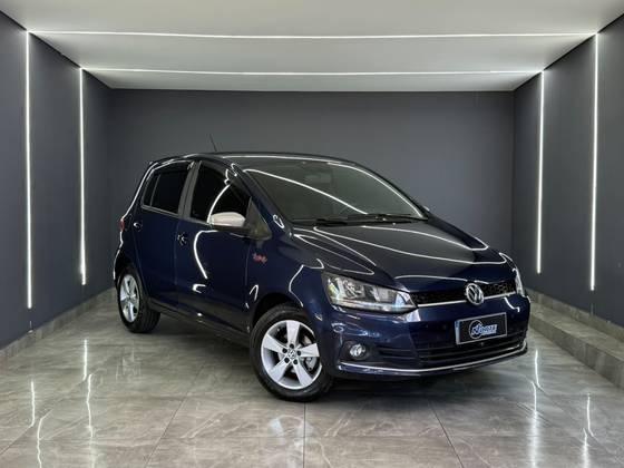 VOLKSWAGEN FOX 1.6 MI ROCK IN RIO 8V FLEX 4P MANUAL VOLKSWAGEN FOX 1.6 MI ROCK IN RIO 8V FLEX 4P MANUAL